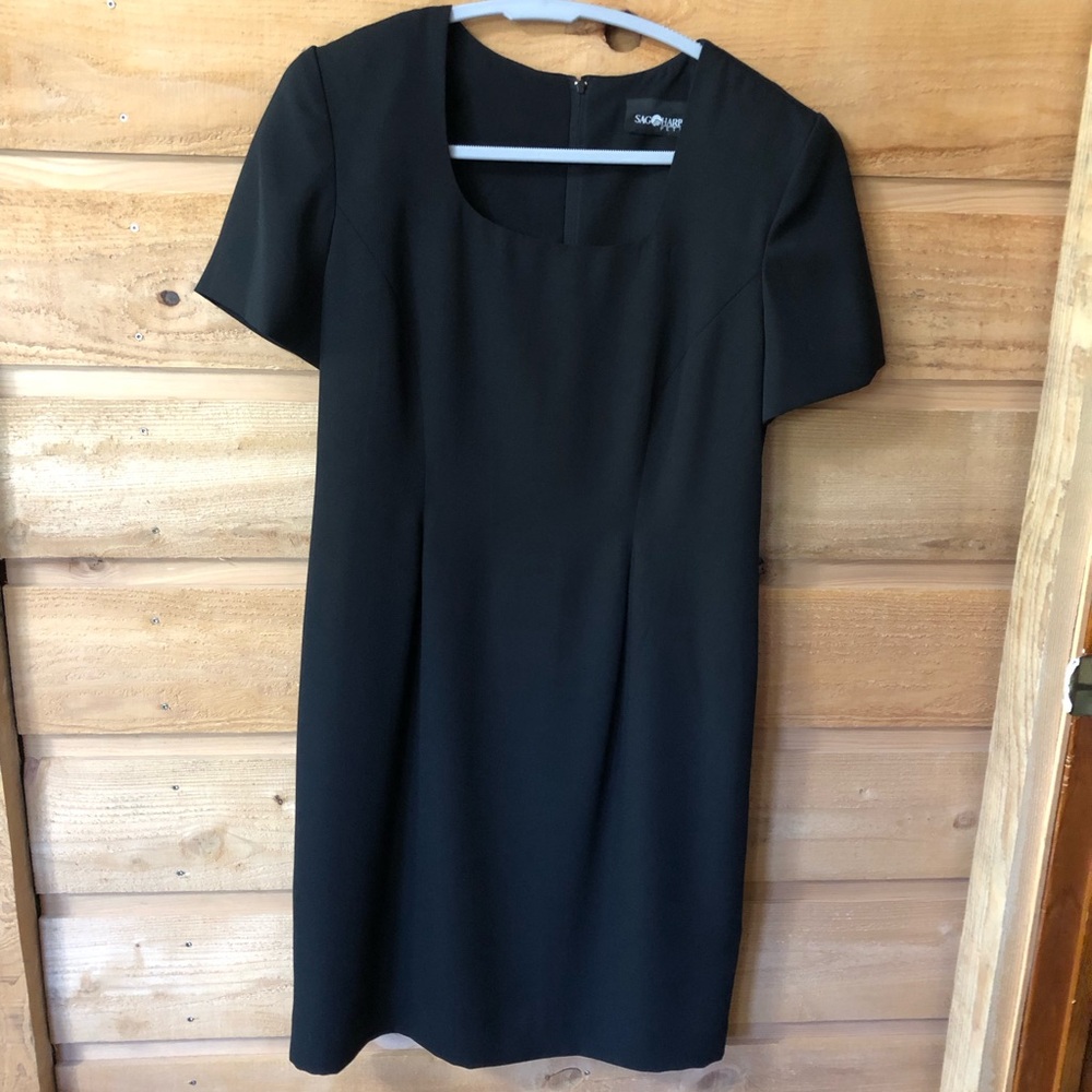 Black knee length/ midi dress Sag Harbor Petites size 8 Petite 8P polyester